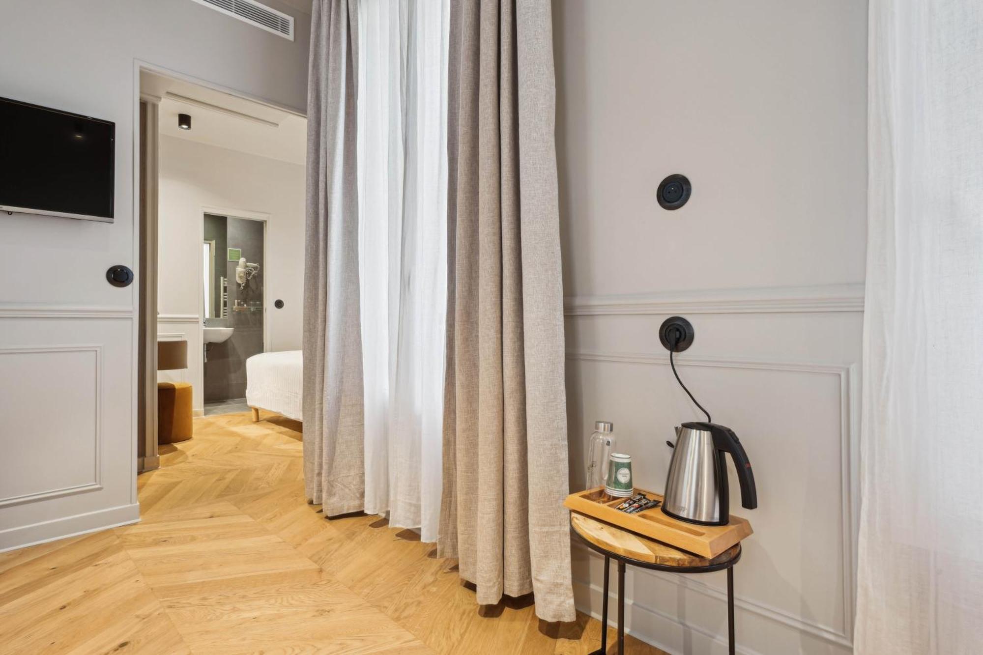 Hotel Clemence Paris Exterior foto